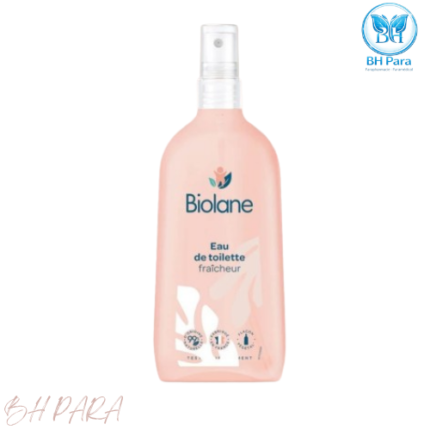 L'Eau de Toilette Fraîcheur Biolane a été spécialement formulée pour compléter agréablement la toilette et rafraîchir votre bébé à tout moment de la journée.